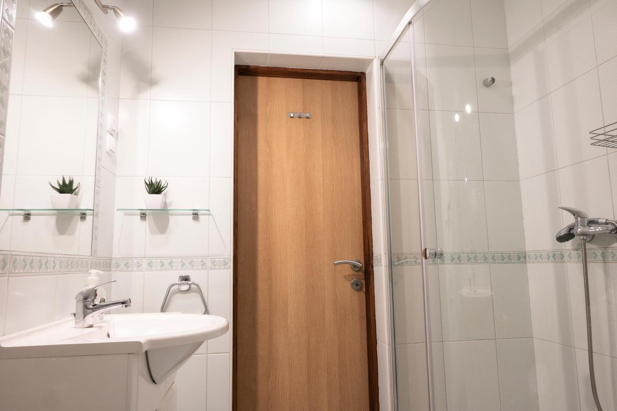 Apartments Jasa موزيريي المظهر الخارجي الصورة